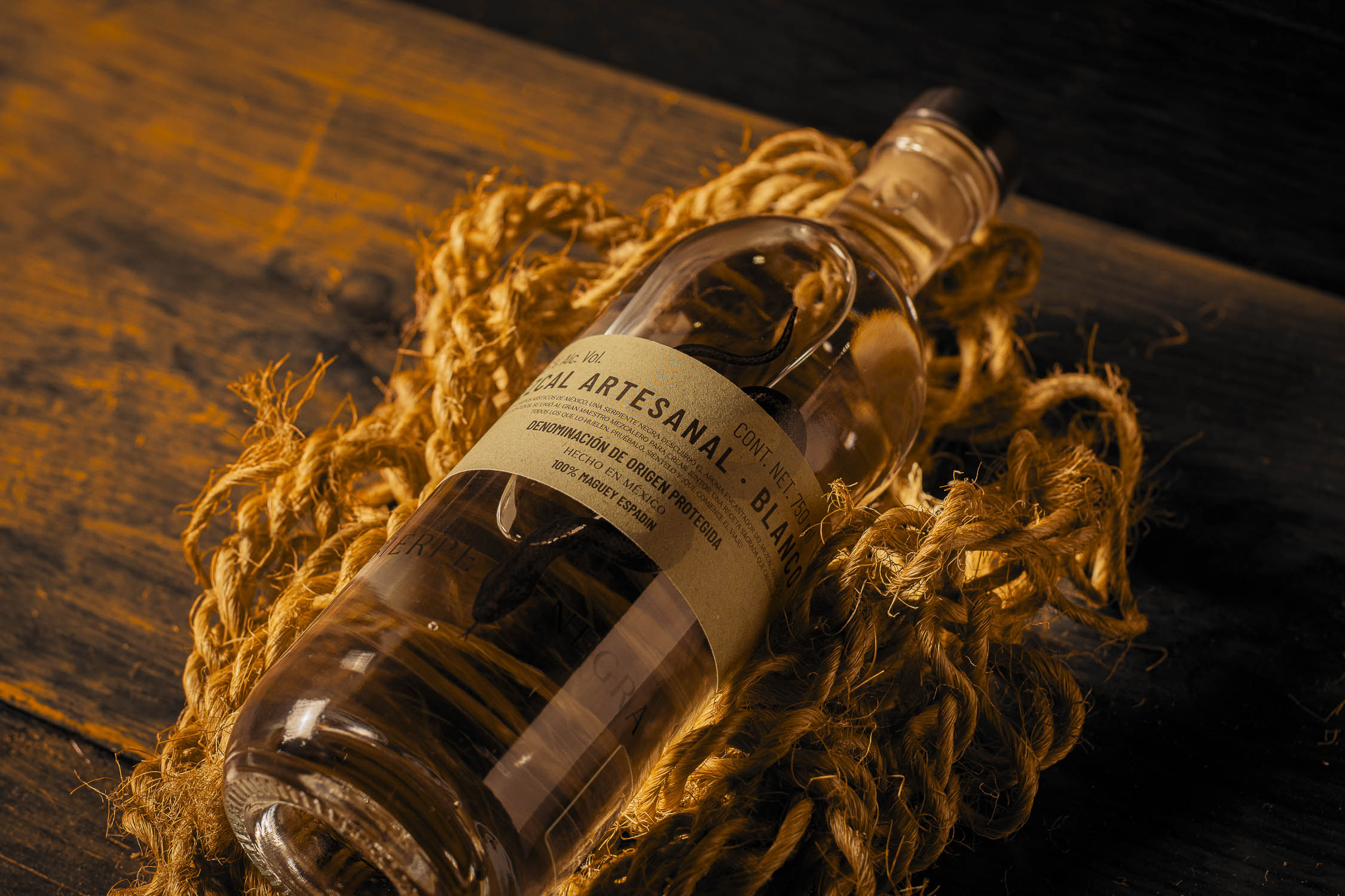 Mezcal Sierpe Negra